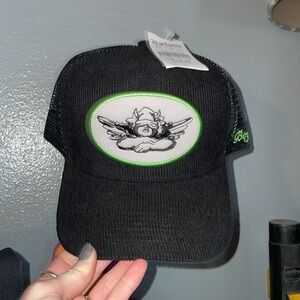 boys lie trucker hat BRAND NEW
